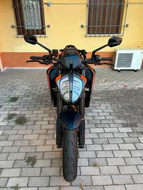 Ktm duke 890 R