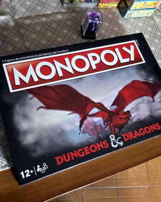 Monopoly Dungeons & Dragons + dadi Chessex