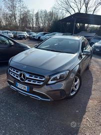 Mercedes-benz GLA 180 Premium