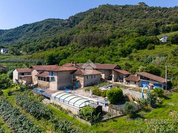 CASA SEMINDIPENDENTE A REVELLO