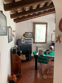 Rif.03364IND- villino grosseto