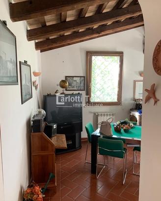 Rif.03364IND- villino grosseto