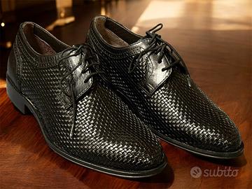 Scarpe Stringate Uomo in Pelle Intrecciata - Nuove