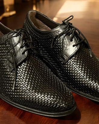 Scarpe Stringate Uomo in Pelle Intrecciata - Nuove