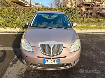 Lancia Ypsilon 1.4 Ecochic GPL