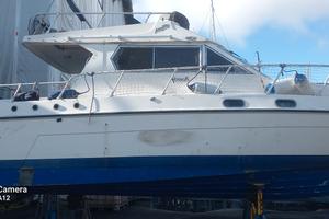 scafo di Barca senza motori   Piantoni Onda Azurra
