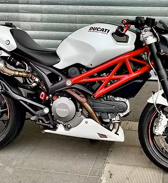 Monster 796