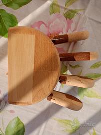 set di coltelli per il formaggi