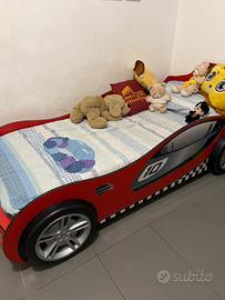 Letto a  macchina