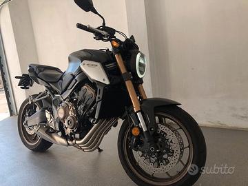HONDA CB 650 R
