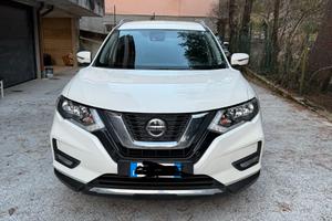 Nissan x trail