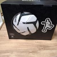 confezione Juventus con pallone