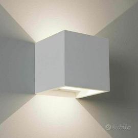 2 APPLIQUE A LED CUBO BIANCO DA PARETE 10W