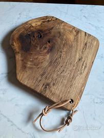 Tagliere noce nazionale 32 x 32 spessore 2,5 cm