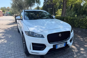 Jaguar F-Pace 2.0 D Portfolio R-Sport promo weeken