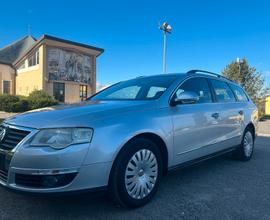 Volkswagen Passat 2.0 TDI DPF Var. Comfortline