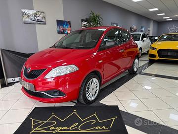 Lancia Ypsilon 1.2 69 CV 5 porte Silver