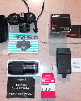 Yashica FX-3 Super 2000 e accessori