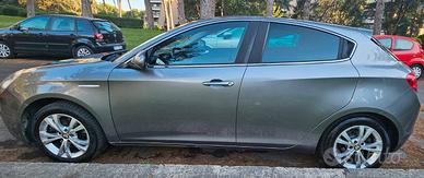 Alfa Romeo Giulietta 2.0 JTD distribuzione rotta