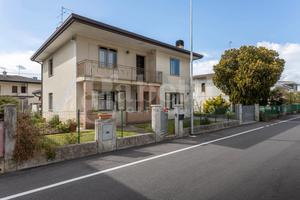 Villa singola San Stino di Livenza [32VRG]