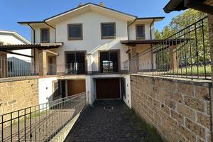 Villa bifamiliare Civita Castellana