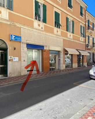 Locale per uso ufficio o negozio 80 metri quadri