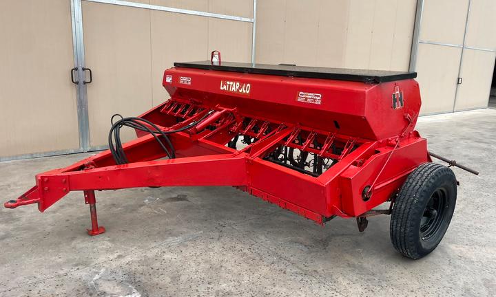 Seminatrice international 510