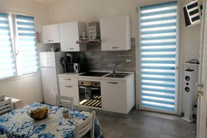 Lido Marini con doppi servizi a 200m dalla spiaggi