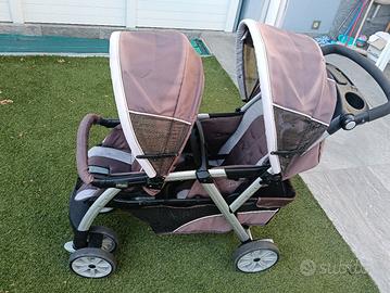passeggino gemellare Chicco