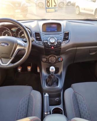 Ford fiesta 1000 turbo ecoboost