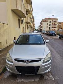 Auto Hyundai i30 CRDi