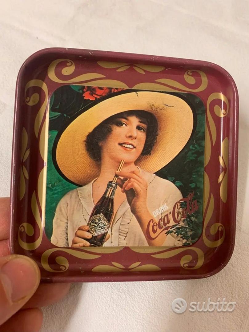 Lot De 7 Sous-verres Collector Coca-Cola Italia - 50ème Anniversaire 1977 - 10,5x10,5 Cm - Parfait Pour Les Collectionneurs