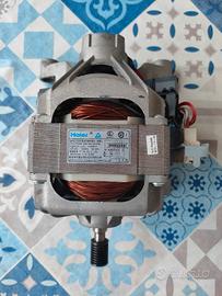 Motore Haier per lavatrice 220W