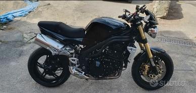 triumph speed triple 1050