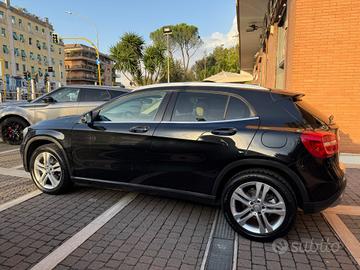 Mercedes-benz GLA 200d 4Matic Enduro TETTO-C.AUTO-