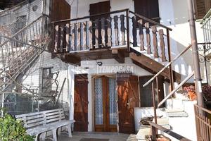 CASA INDIPENDETE CON SPLENDIDO TERRAZZO