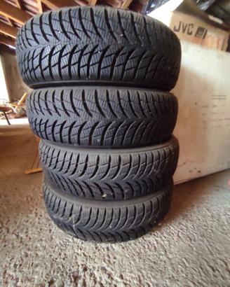 Cerchioni e gomme invernali R13