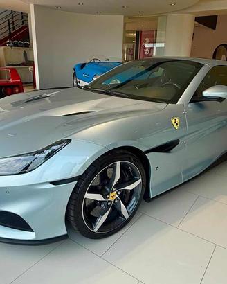 FERRARI Portofino PORTOFINO 3.9 M