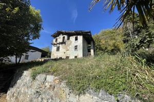 Rustico / Casale di 261 m² a Gravedona ed Uniti