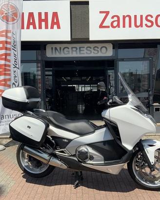 Honda Integra 700