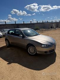 Alfa Romeo 147 1.9 JTD M-JET 16V 5 porte Exclusive