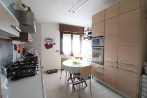Appartamento di 140 m² con 3 locali e box auto dop