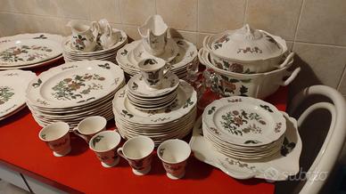 Servizio piatti 12 persone Wedgwood Mandarin