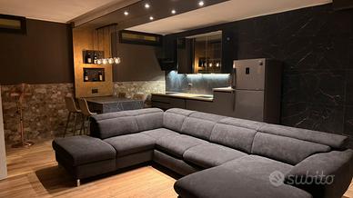 DIVANO ELETTRA DOPPIA PENISOLA - NUOVO MAI USATO!!