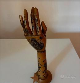 Manichino artistico in legno