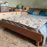 Letto una piazza e mezza con cassettiera ad angolo