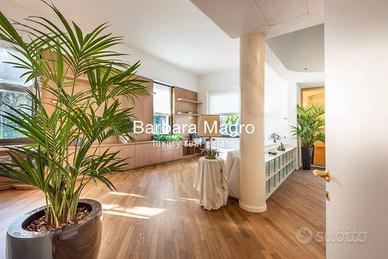 Villa di 535 m² con più di 5 locali e box auto dop