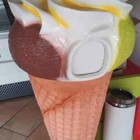 Cono Gelato gettacarte in resina tridimensionale