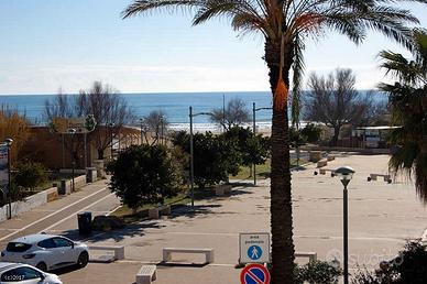 Trilo vistamare frontespiaggia a pescoluse