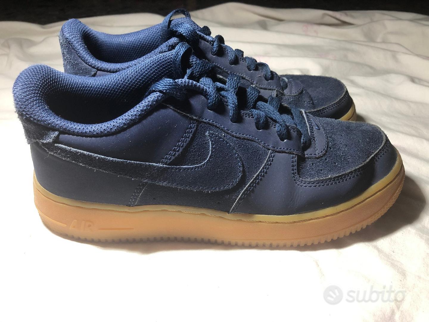 Nike Air Force 1 in camoscio blu Abbigliamento e Accessori In vendita a Roma